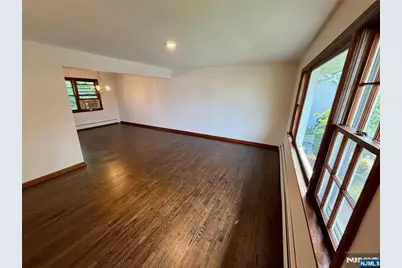 54 Franklin Avenue, Saddle Brook Township, NJ 07663 - Photo 3