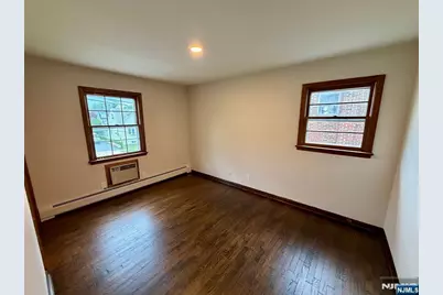 54 Franklin Avenue, Saddle Brook Township, NJ 07663 - Photo 23