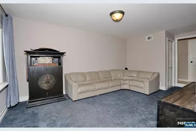 153 Bergen Avenue, Waldwick, NJ 07463 - Photo 15