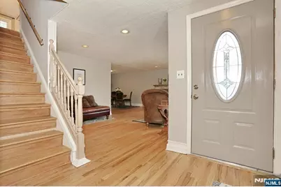 153 Bergen Avenue, Waldwick, NJ 07463 - Photo 5