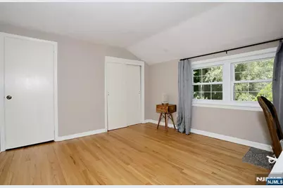 153 Bergen Avenue, Waldwick, NJ 07463 - Photo 27