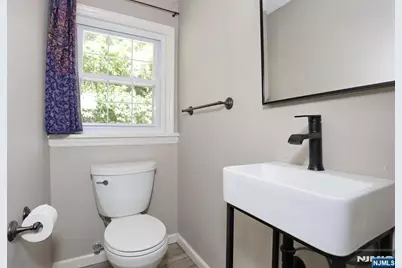 153 Bergen Avenue, Waldwick, NJ 07463 - Photo 17