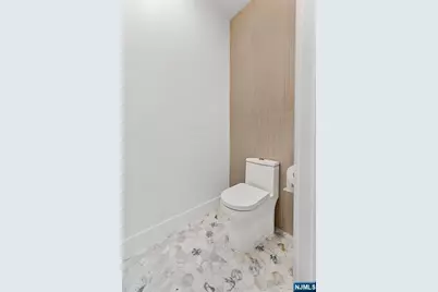 412 Davis Avenue, Kearny, NJ 07032 - Photo 13