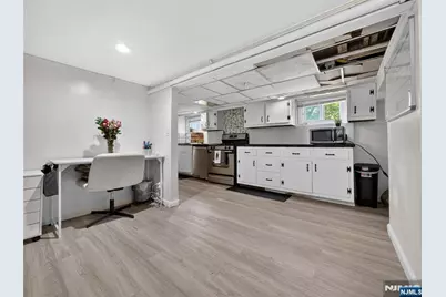 643 Stockton Street, New Milford, NJ 07646 - Photo 35