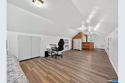 643 Stockton Street, New Milford, NJ 07646 - Photo 25