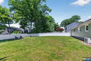 101 Sheldon St, Wyckoff Township, NJ 07481 - Photo 17