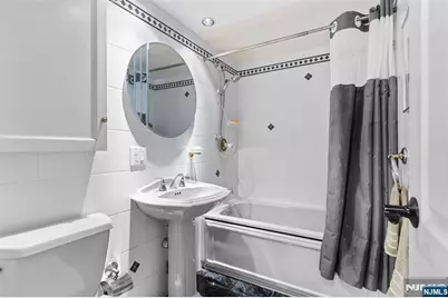 7855 Boulevard East 19G #19G, North Bergen, NJ 07047 - Photo 25