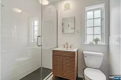 74 Park Avenue, Verona, NJ 07044 - Photo 21