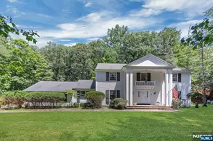 621 Winding Hollow Dr, Franklin Lakes, NJ 07417 - Photo 7