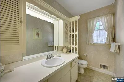 621 Winding Hollow Drive, Franklin Lakes, NJ 07417 - Photo 33