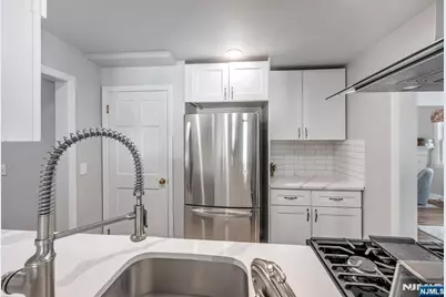 451 Bogert Avenue, Ridgewood, NJ 07450 - Photo 15