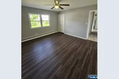 15 Dell Glen 2 #2, Lodi, NJ 07644 - Photo 11