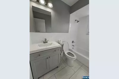 15 Dell Glen 2 #2, Lodi, NJ 07644 - Photo 5