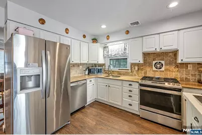 17 Canterbury Road, Ringwood, NJ 07456 - Photo 7