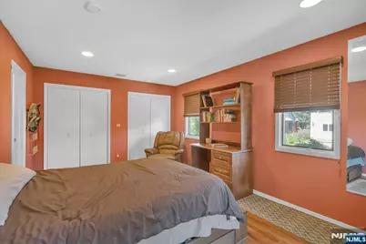 805 Washburn Street, Teaneck Township, NJ 07666 - Photo 13