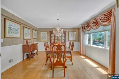 805 Washburn Street, Teaneck Township, NJ 07666 - Photo 7