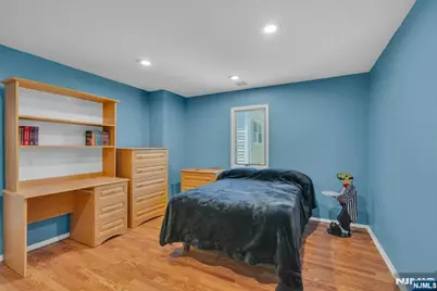 805 Washburn Street, Teaneck Township, NJ 07666 - Photo 15