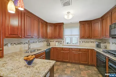 805 Washburn Street, Teaneck Township, NJ 07666 - Photo 9
