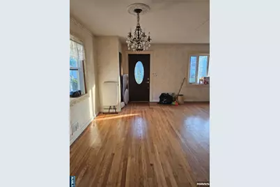 138 Madison Avenue, Rochelle Park Township, NJ 07662 - Photo 3