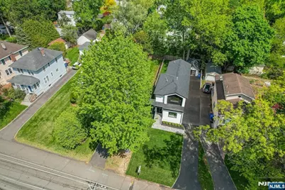 229 Hickory Avenue, Tenafly, NJ 07670 - Photo 37