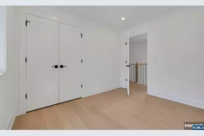 229 Hickory Avenue, Tenafly, NJ 07670 - Photo 25