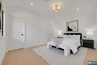 229 Hickory Avenue, Tenafly, NJ 07670 - Photo 15