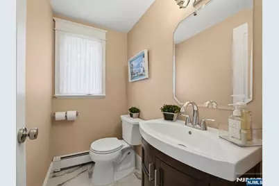 7 Kossuth Place, Wayne, NJ 07470 - Photo 13