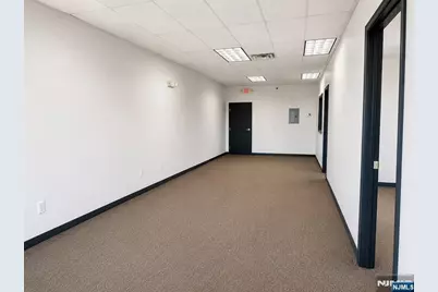 250-254 Madison Avenue 2nd Fl Right #2nd Fl Right, Paterson, NJ 07524 - Photo 5