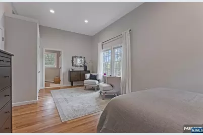22 Sterling Place, Glen Rock, NJ 07452 - Photo 17