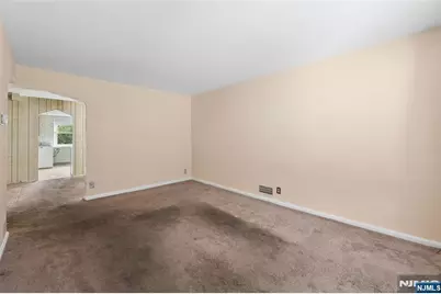 161 Baker Avenue, Bergenfield, NJ 07621 - Photo 3