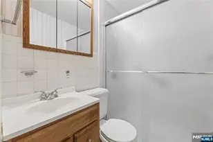161 Baker Ave, Bergenfield, NJ 07621 - Photo 7