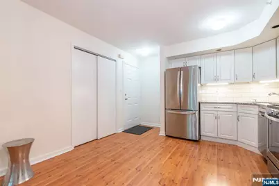 1406 Faulkner Court, Mahwah, NJ 07430 - Photo 13