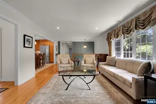114 Wyckoff Ave, Wyckoff Township, NJ 07481 - Photo 9