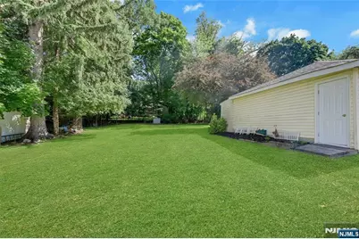 69 Highland Avenue, Midland Park, NJ 07432 - Photo 5