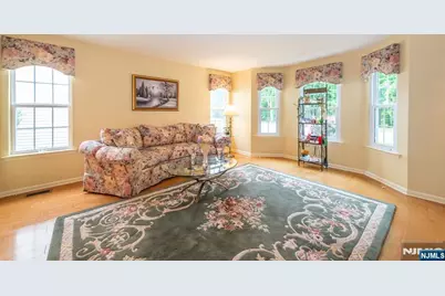 11 Burnham Drive, Pequannock Township, NJ 07444 - Photo 11