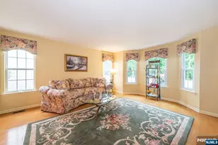 11 Burnham Dr, Pequannock Township, NJ 07444 - Photo 11