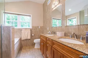 11 Burnham Dr, Pequannock Township, NJ 07444 - Photo 23