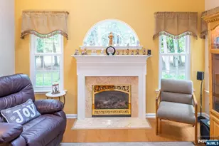 11 Burnham Dr, Pequannock Township, NJ 07444 - Photo 9