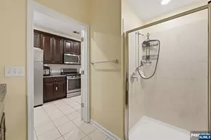 13 Dahlia Ln, Garfield, NJ 07026 - Photo 15