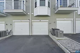 13 Dahlia Ln, Garfield, NJ 07026 - Photo 23