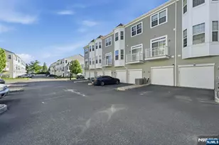 13 Dahlia Ln, Garfield, NJ 07026 - Photo 25