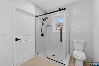 182 N Maple Avenue, East Orange, NJ 07017 - Photo 25