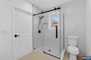 182 N Maple Ave, East Orange, NJ 07017 - Photo 23