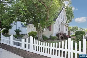 49 S Franklin Ave, Bergenfield, NJ 07621 - Photo 45