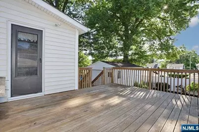 49 S Franklin Avenue, Bergenfield, NJ 07621 - Photo 39