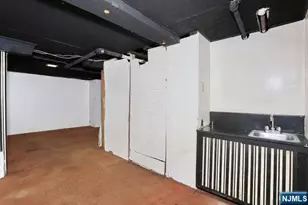 49 S Franklin Ave, Bergenfield, NJ 07621 - Photo 29