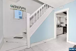 49 S Franklin Ave, Bergenfield, NJ 07621 - Photo 19