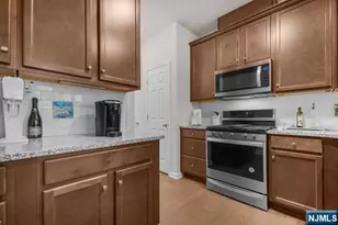 54 Arnold Dr, Wood Ridge, NJ 07075 - Photo 15