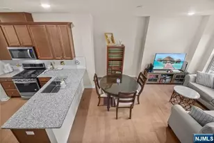 54 Arnold Dr, Wood Ridge, NJ 07075 - Photo 7