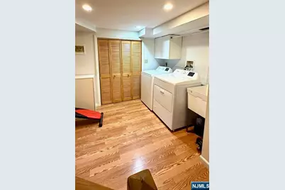 33 Harvey Avenue, Rochelle Park Township, NJ 07662 - Photo 15